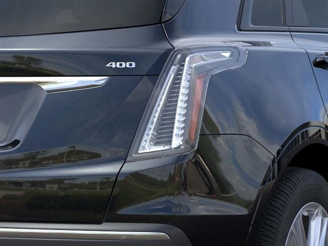 used 2025 Cadillac XT5 car, priced at $55,103