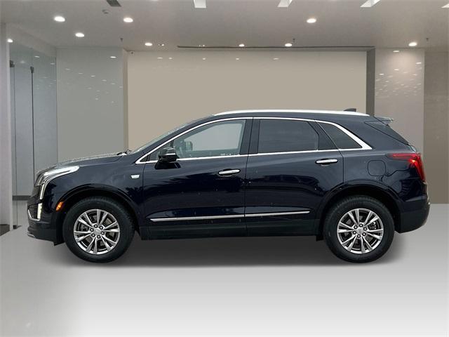 used 2022 Cadillac XT5 car, priced at $32,992