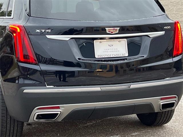 used 2022 Cadillac XT5 car, priced at $32,992