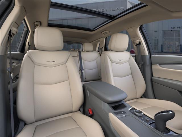 new 2025 Cadillac XT5 car, priced at $52,188