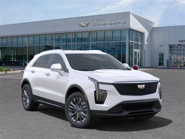 new 2025 Cadillac XT4 car, priced at $43,114