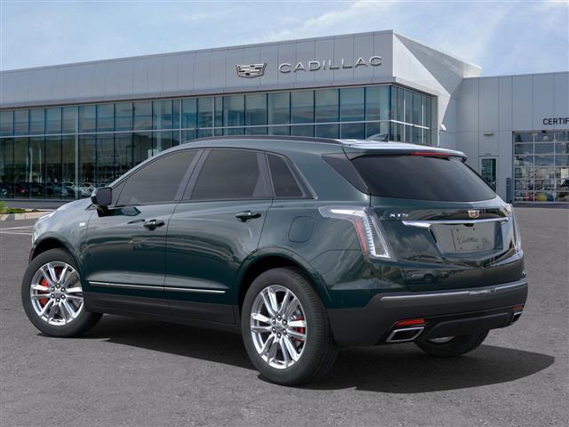 new 2025 Cadillac XT5 car, priced at $55,858