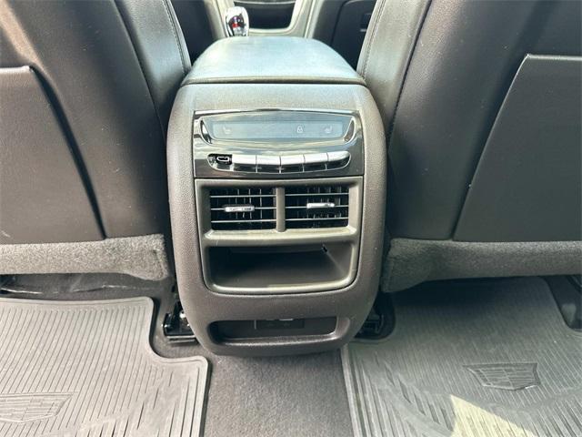 used 2022 Cadillac XT5 car, priced at $33,500