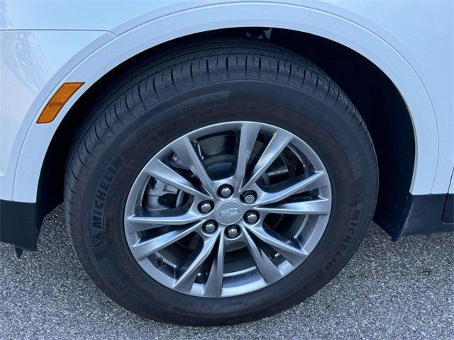 used 2022 Cadillac XT5 car, priced at $35,975