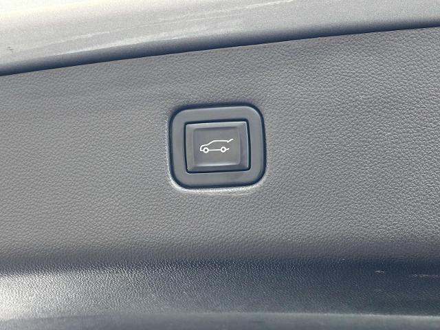 used 2023 Chevrolet Blazer car, priced at $29,927