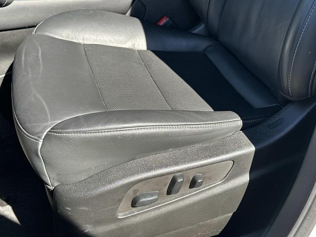 used 2022 Cadillac XT4 car, priced at $25,875