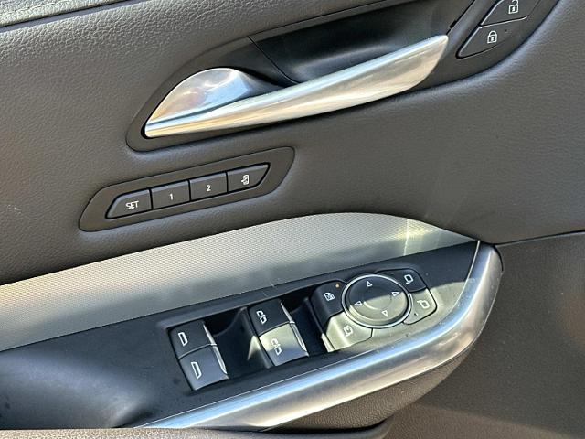 used 2022 Cadillac XT4 car, priced at $25,875