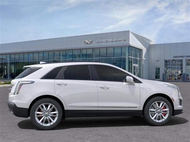 used 2025 Cadillac XT5 car, priced at $54,372