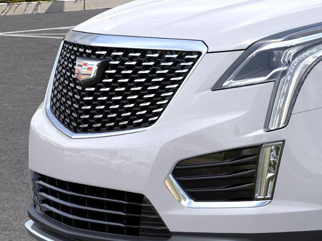 new 2025 Cadillac XT5 car, priced at $50,321