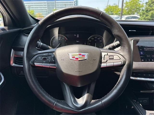 used 2022 Cadillac XT4 car, priced at $26,995