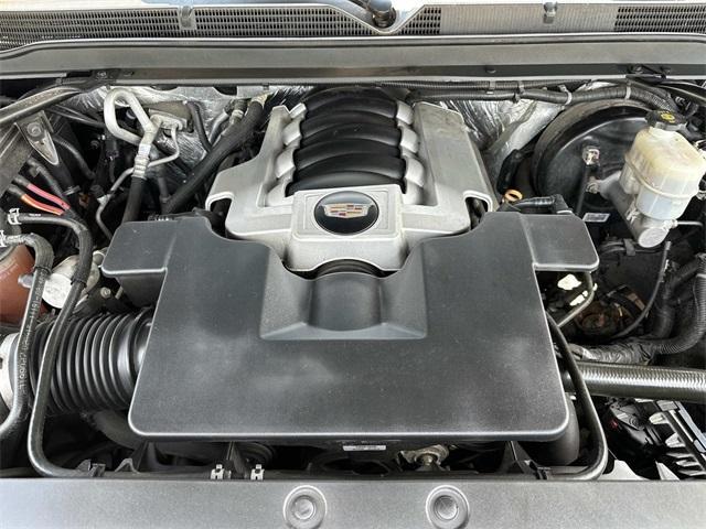used 2015 Cadillac Escalade car, priced at $23,995