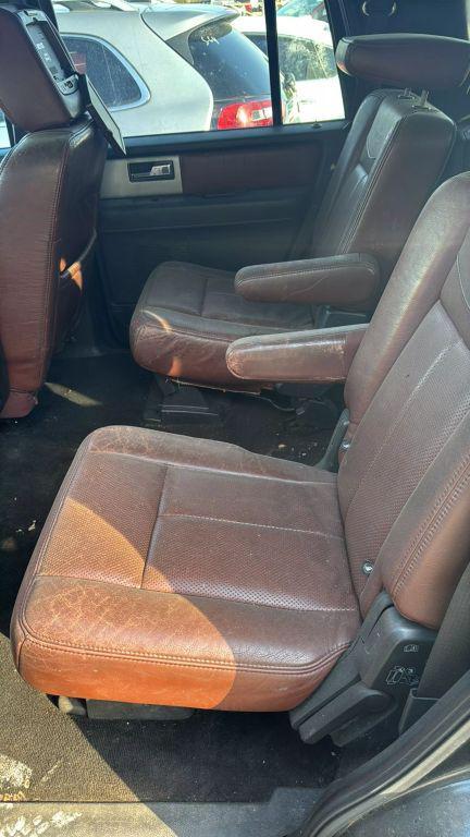 used 2013 Ford Expedition car, priced at $3,950
