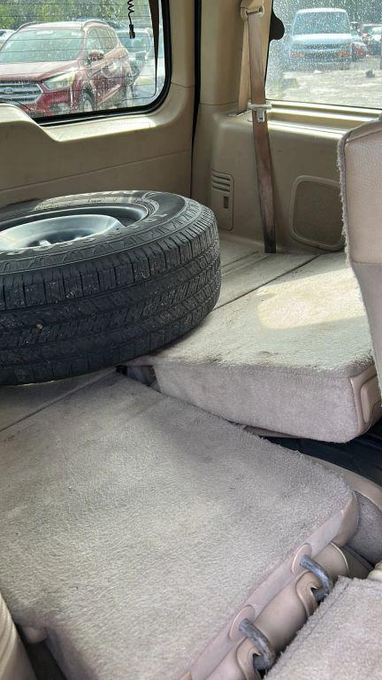 used 2010 Ford Expedition car, priced at $1,800