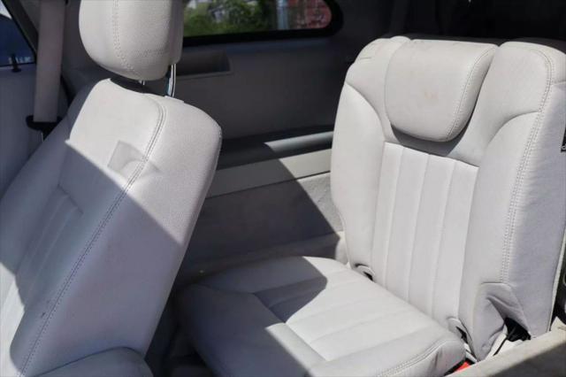 used 2010 Mercedes-Benz R-Class car, priced at $3,350