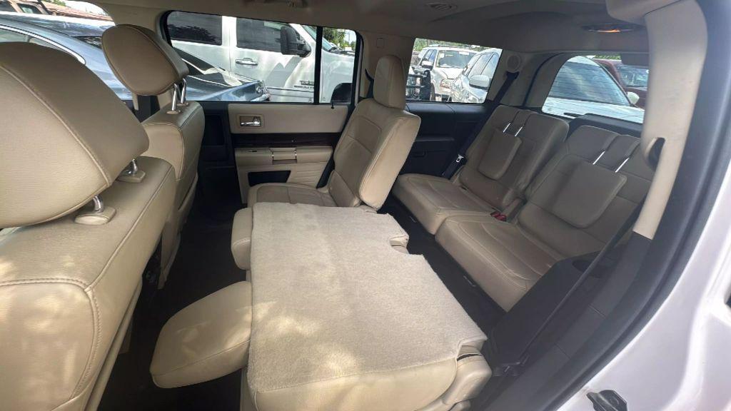 used 2014 Ford Flex car, priced at $5,500