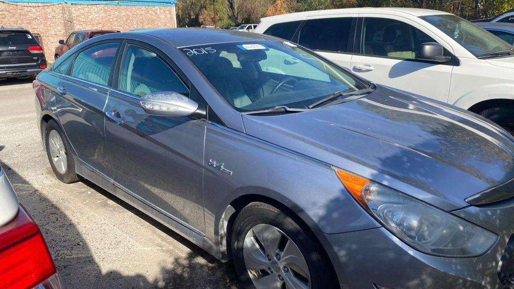 used 2015 Hyundai Sonata Hybrid car, priced at $2,800