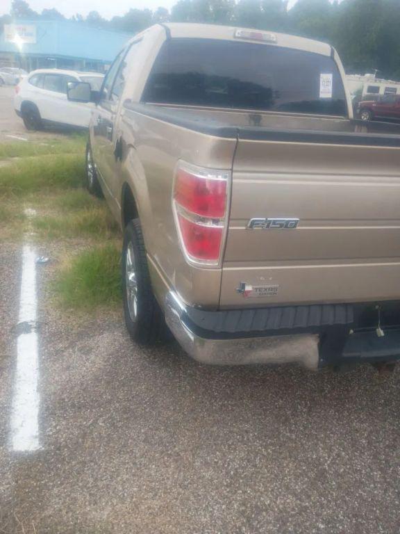 used 2011 Ford F-150 car, priced at $5,500
