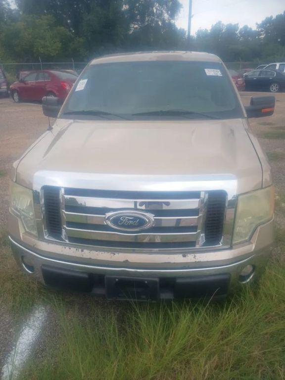 used 2011 Ford F-150 car, priced at $5,500