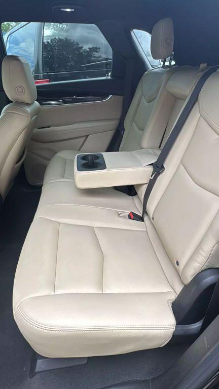 used 2017 Cadillac XT5 car, priced at $5,950