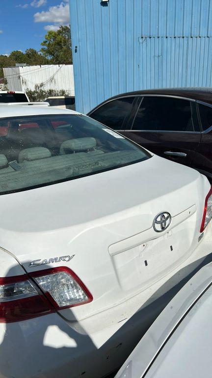 used 2009 Toyota Camry Hybrid car, priced at $2,500