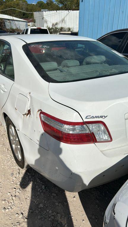 used 2009 Toyota Camry Hybrid car, priced at $2,500