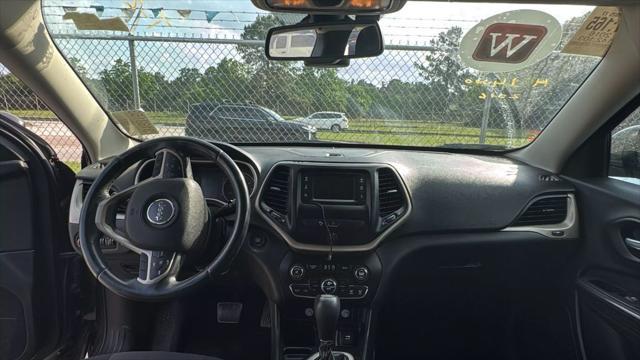 used 2016 Jeep Cherokee car, priced at $4,950