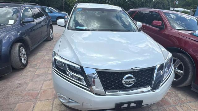 used 2015 Nissan Pathfinder car, priced at $3,950