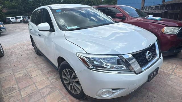 used 2015 Nissan Pathfinder car, priced at $3,950