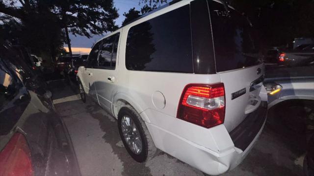 used 2014 Ford Expedition car, priced at $3,500
