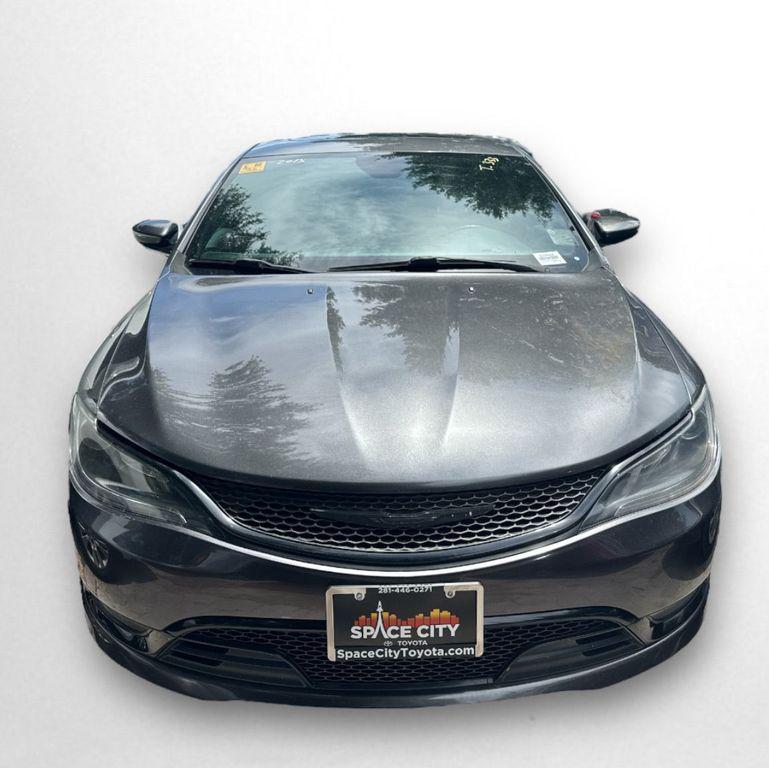 used 2015 Chrysler 200 car, priced at $3,500