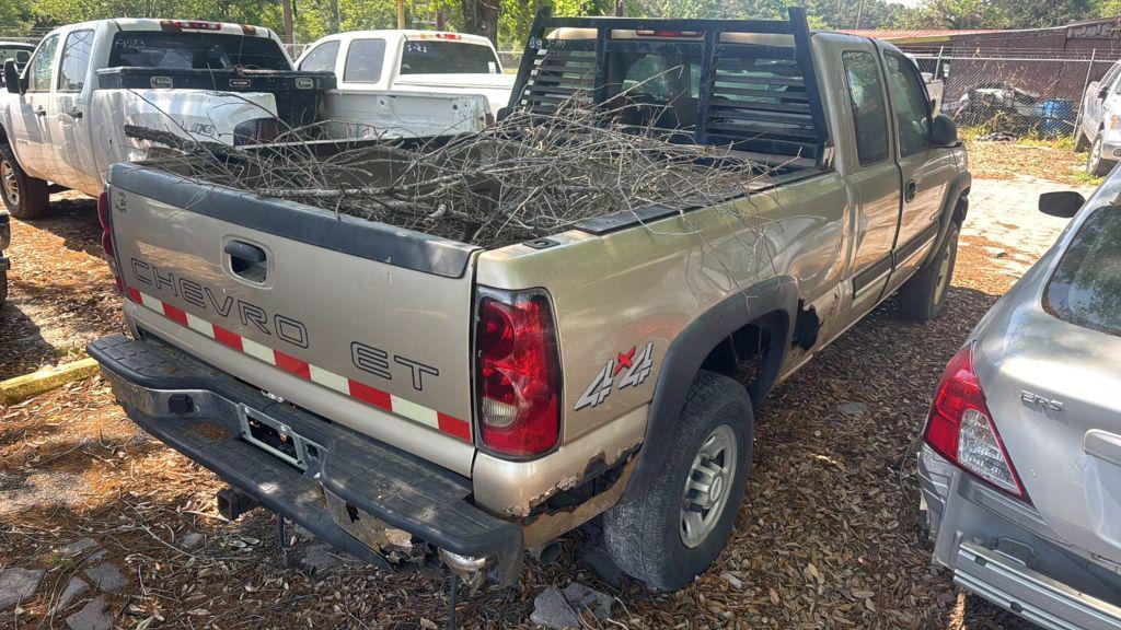 used 2005 Chevrolet Silverado 2500 car, priced at $2,950