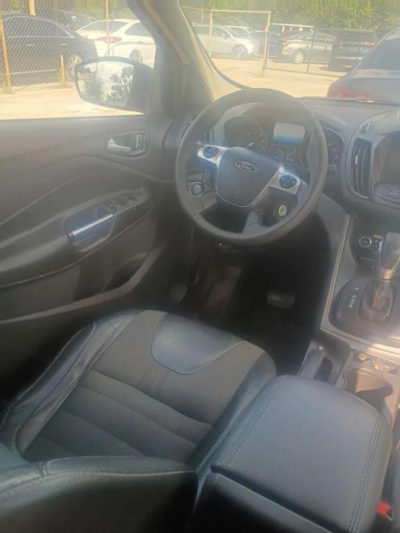 used 2015 Ford Escape car