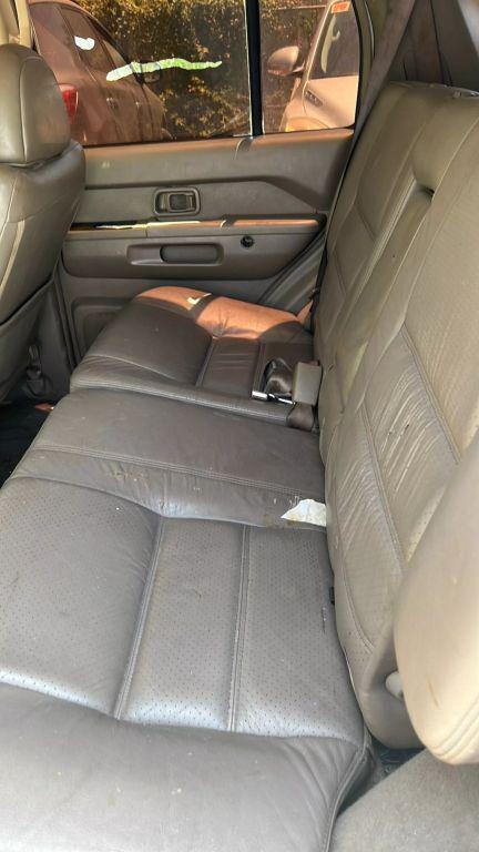 used 2004 Nissan Pathfinder car, priced at $1,150