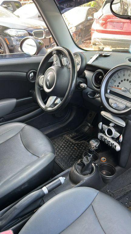 used 2009 MINI Cooper Clubman car, priced at $2,500