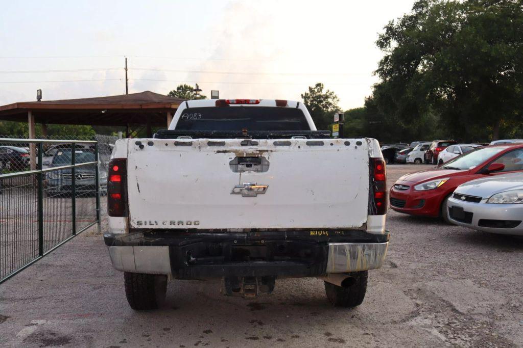 used 2013 Chevrolet Silverado 2500 car, priced at $4,400