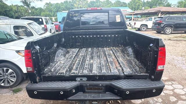 used 2014 Nissan Titan car, priced at $5,500