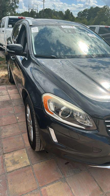 used 2015 Volvo XC60 car, priced at $3,950