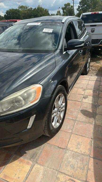 used 2015 Volvo XC60 car, priced at $3,950