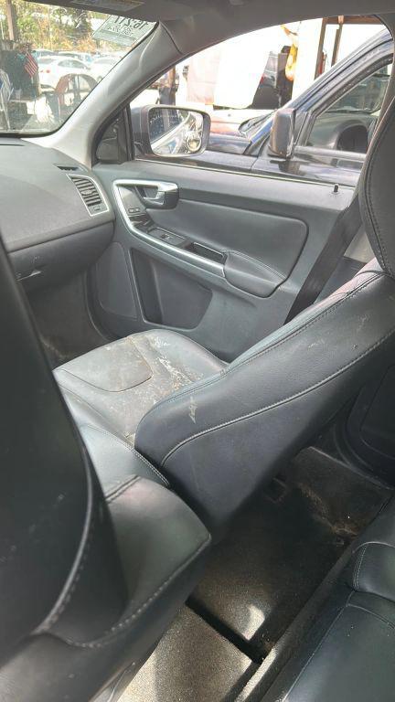 used 2015 Volvo XC60 car, priced at $3,950