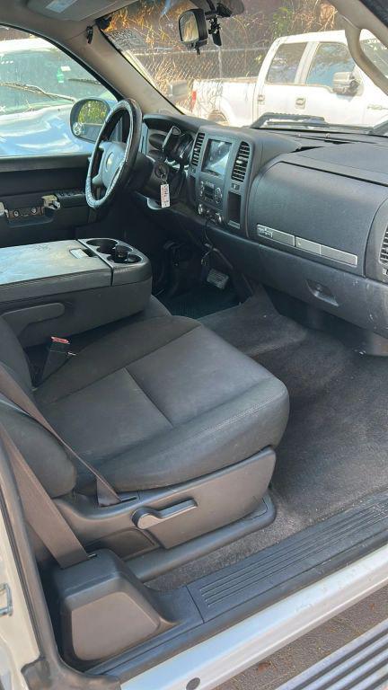 used 2013 Chevrolet Silverado 1500 car, priced at $5,250