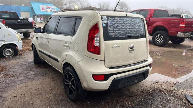 used 2013 Kia Soul car, priced at $2,950
