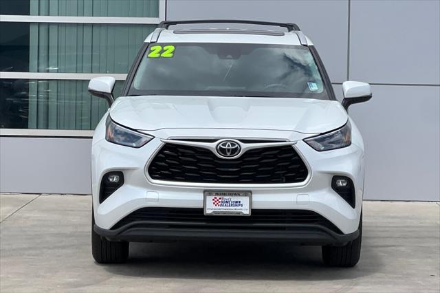 used 2022 Toyota Highlander car, priced at $36,500