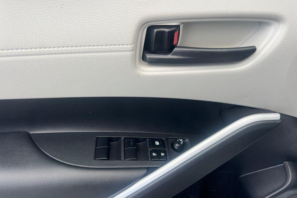 used 2024 Toyota Corolla Cross car, priced at $25,000