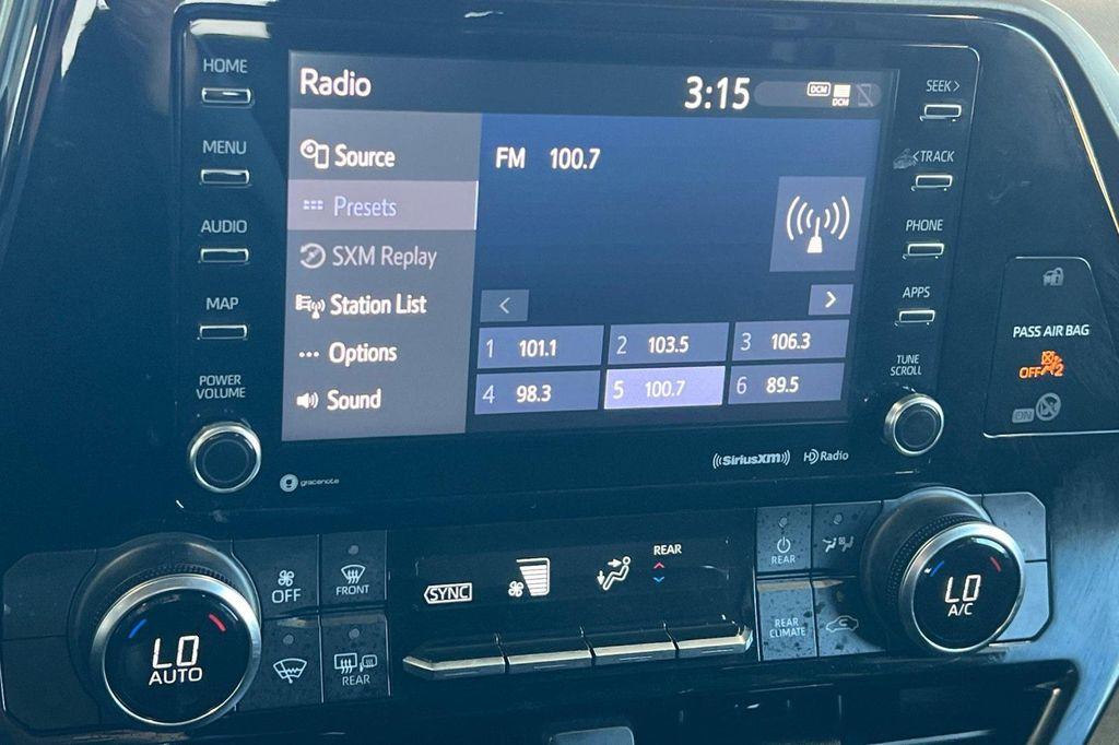 used 2022 Toyota Highlander car, priced at $33,000