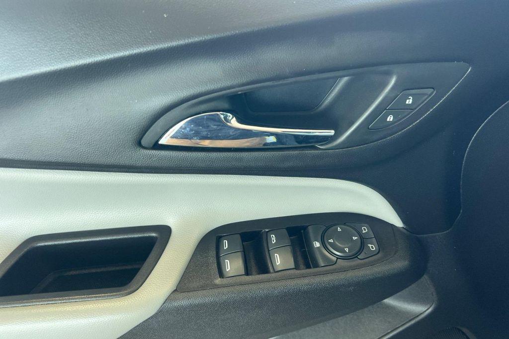 used 2020 Chevrolet Equinox car, priced at $16,200