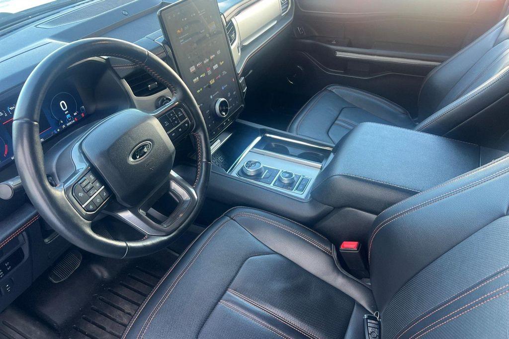 used 2024 Ford Expedition car, priced at $69,500