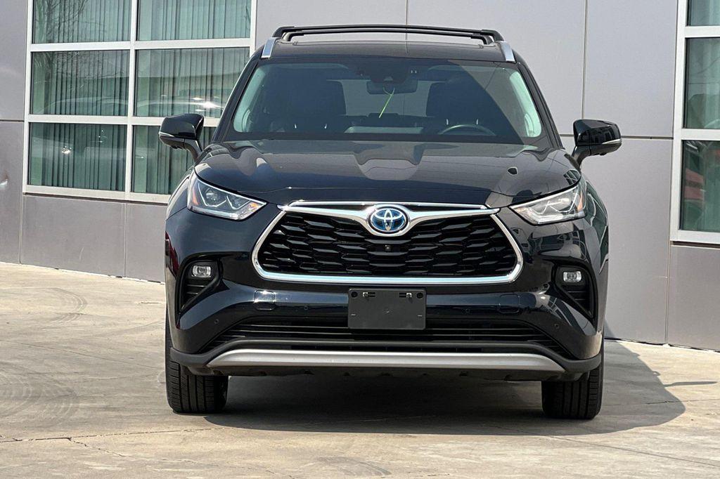 used 2023 Toyota Highlander Hybrid car, priced at $48,000