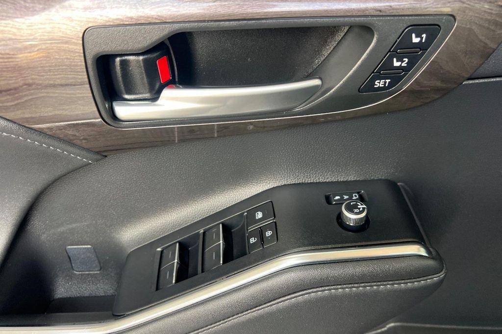 used 2023 Toyota Highlander Hybrid car, priced at $48,000