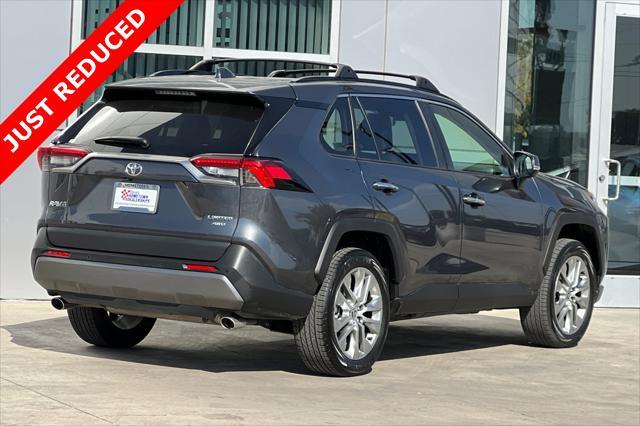 used 2020 Toyota RAV4 car, priced at $32,100