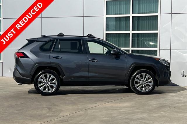 used 2020 Toyota RAV4 car, priced at $32,100